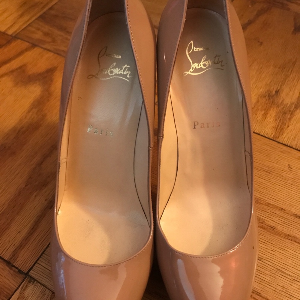 Louis Vuitton - Picture 5 of 5